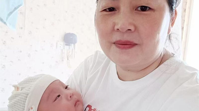 月嫂收费标准之谜：揭秘新手爸妈的育儿开销**